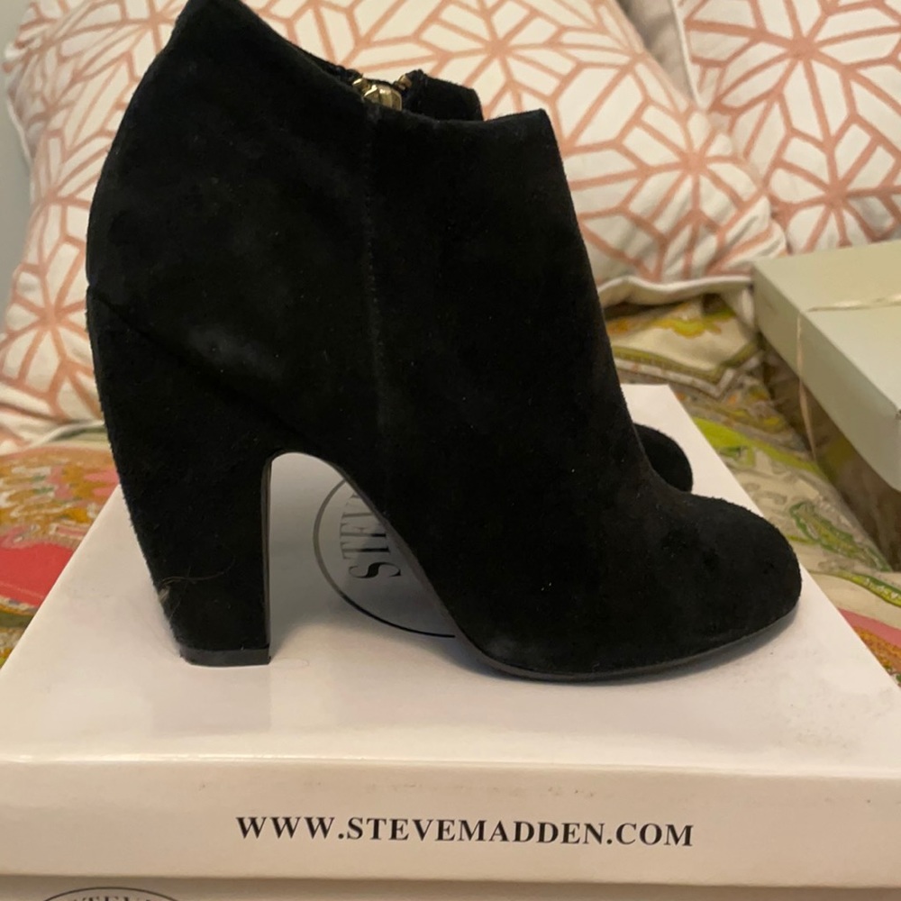 Steve Madden booties